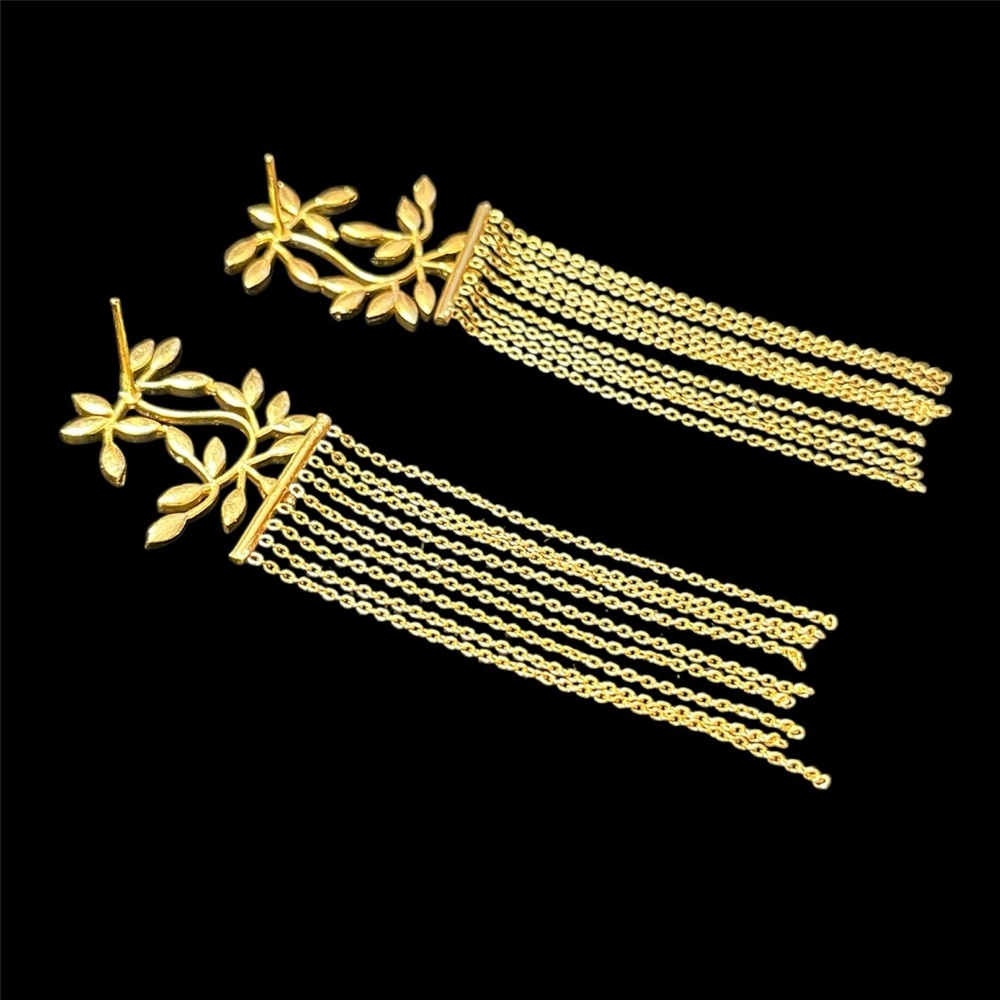 SHASHI Geranium Floral Gold-tone Plated Dangling Chain Post Earring - Picture 8 of 15